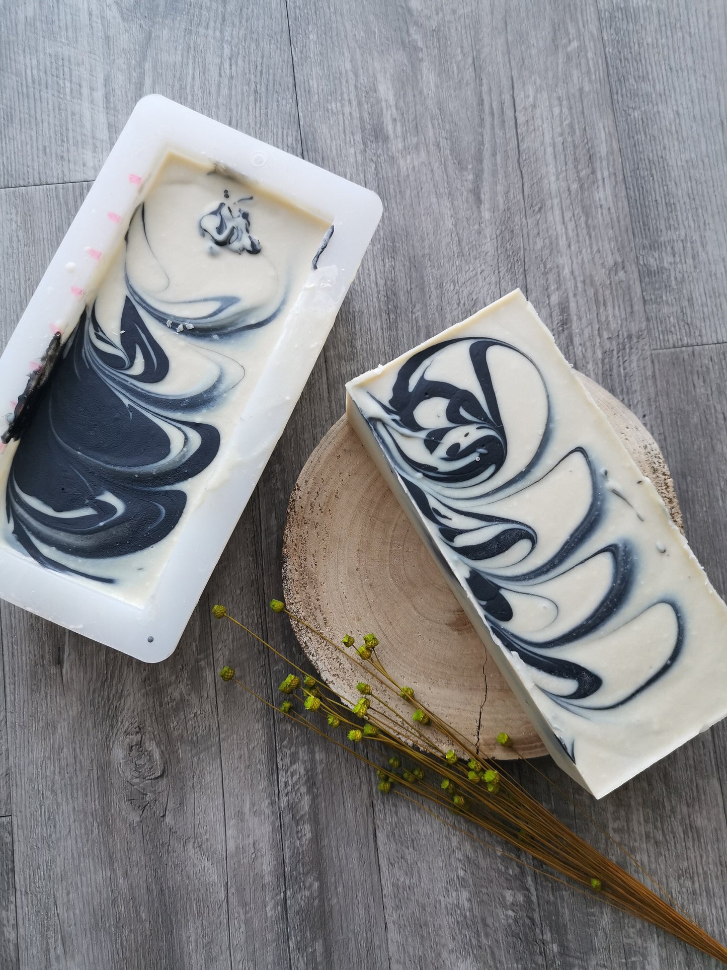 Charcoal Detox Soap 1kg