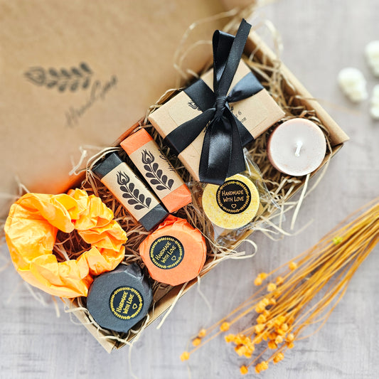 Autumn Lover Cosy Self-Care Giftbox - Vegan
